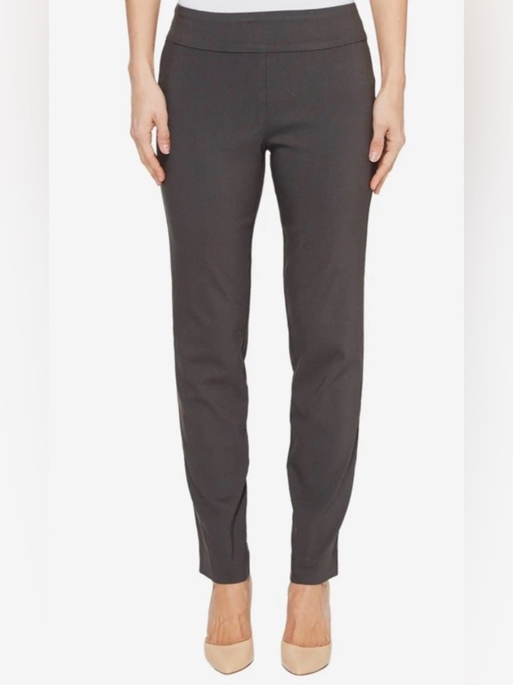 Krazy‎ Larry Gray Slip on Ankle Pants Size 2